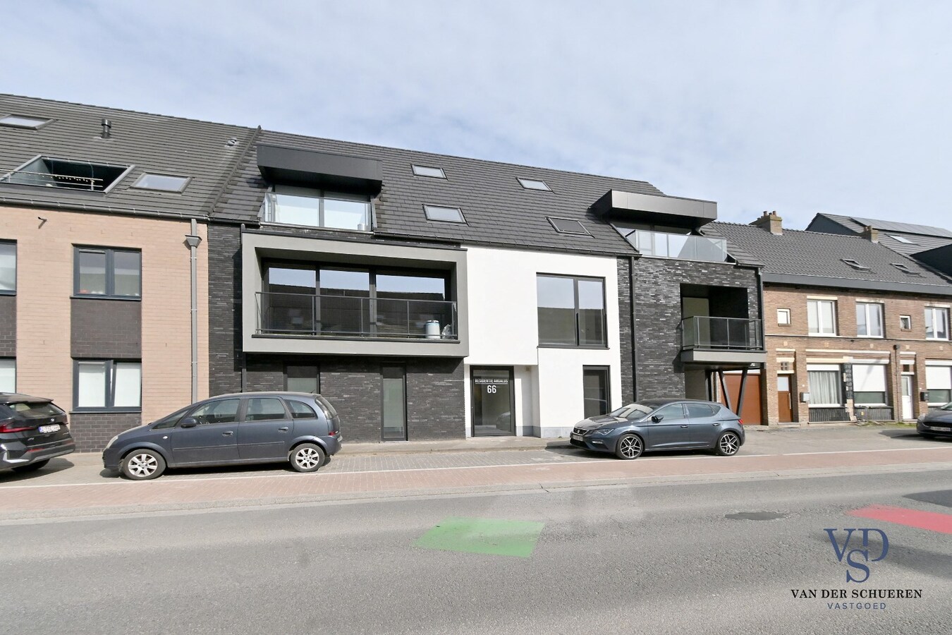Modern 2 slpk-appartement nabij centrum Gavere 