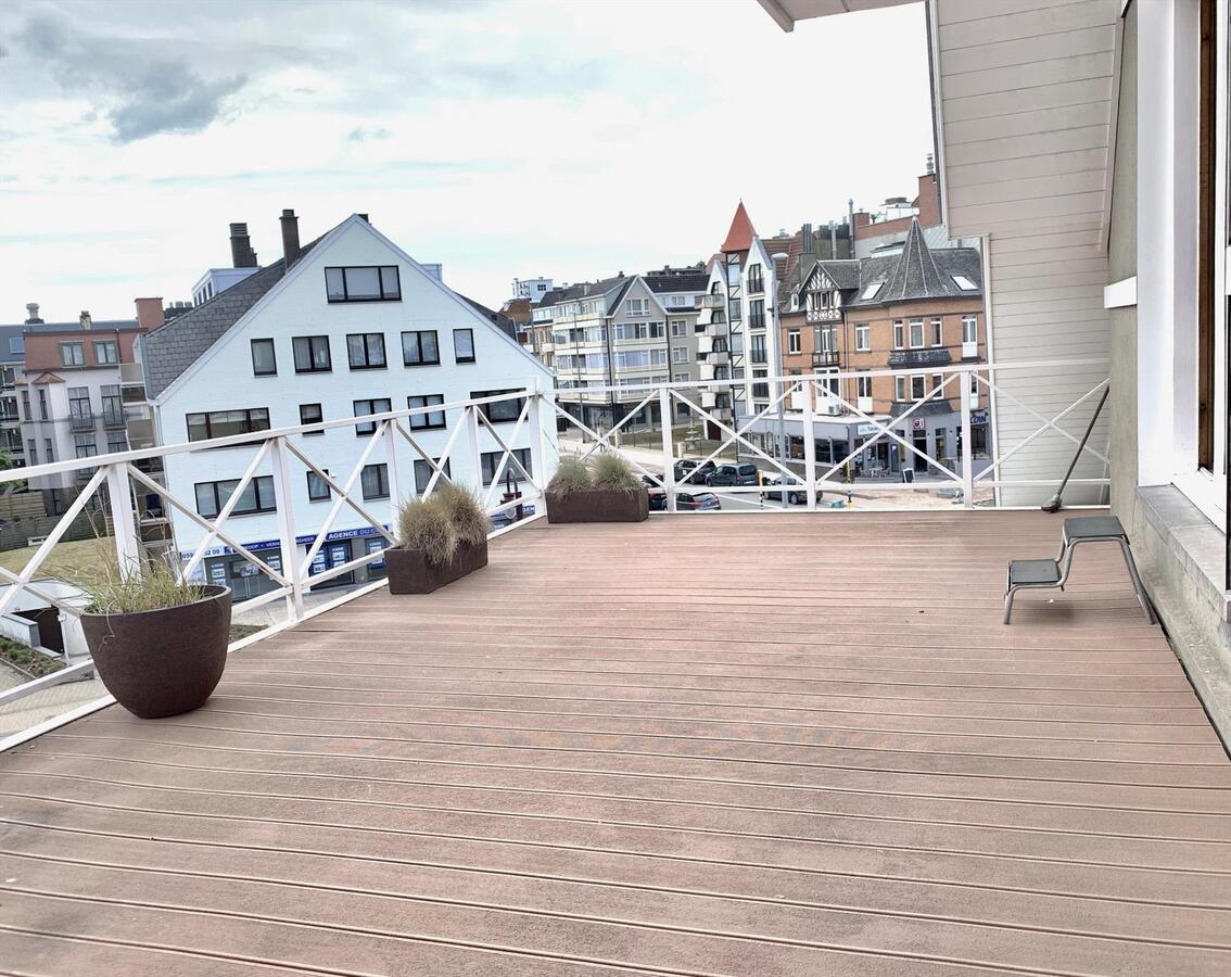 UNIEK APPARTEMENT MET MAGNIFIEK ZONNETERRAS IN CONCESSIE DE HAAN 