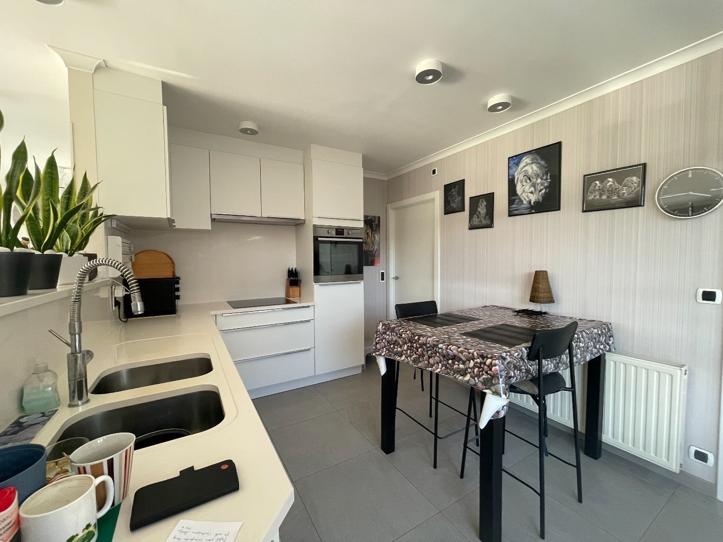 VERLAAGDE PRIJS - Gelijkvloerse villa met prachtige tuin op 850m² 