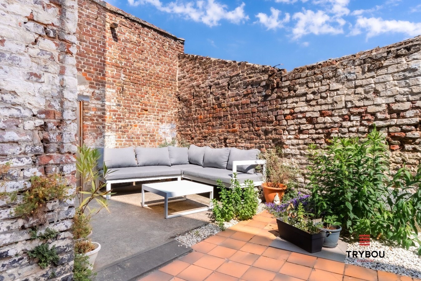 Ruime stadswoning met 4 slaapkamers 