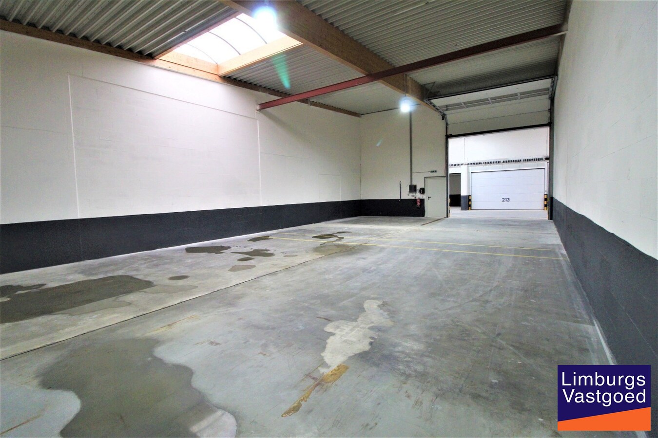 METIO - KMO UNIT 211 - 194,33 m² - sectionaal poort - nabij E-313 
