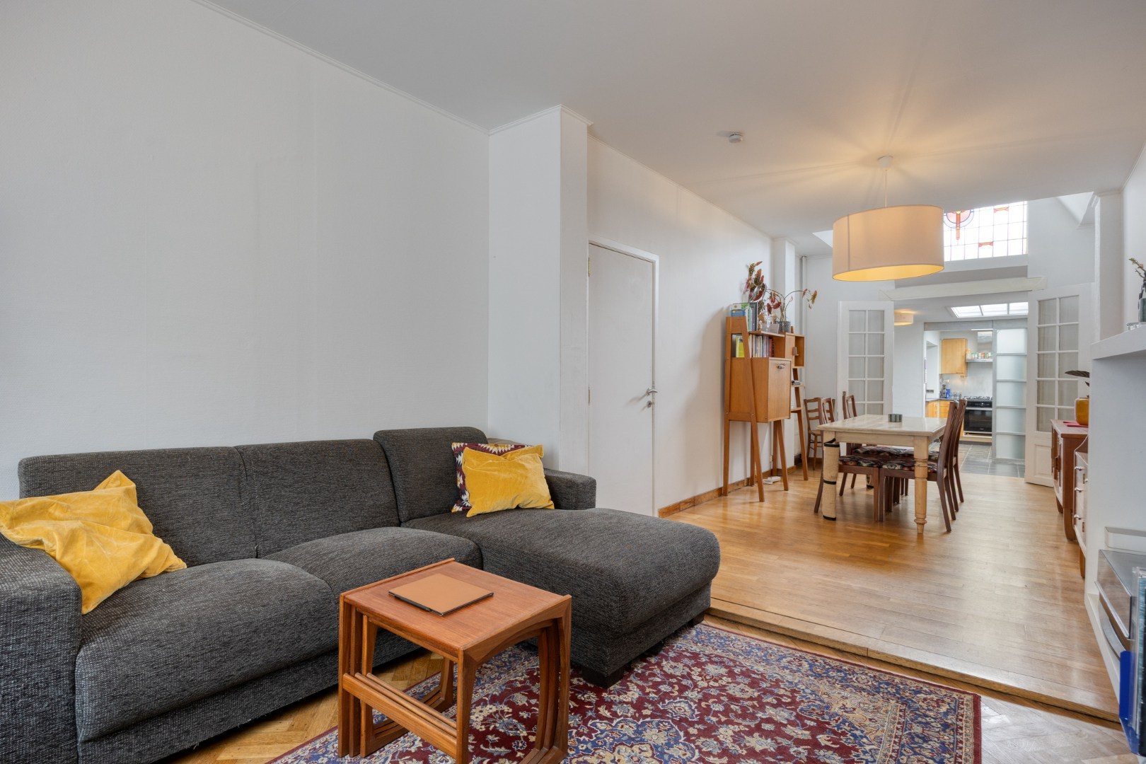 Ruime stadswoning met achteruitgang via Janseniusstraat met 4 slaapkamers, garage en tuin te Leuven- EPC 239kwh/m2 