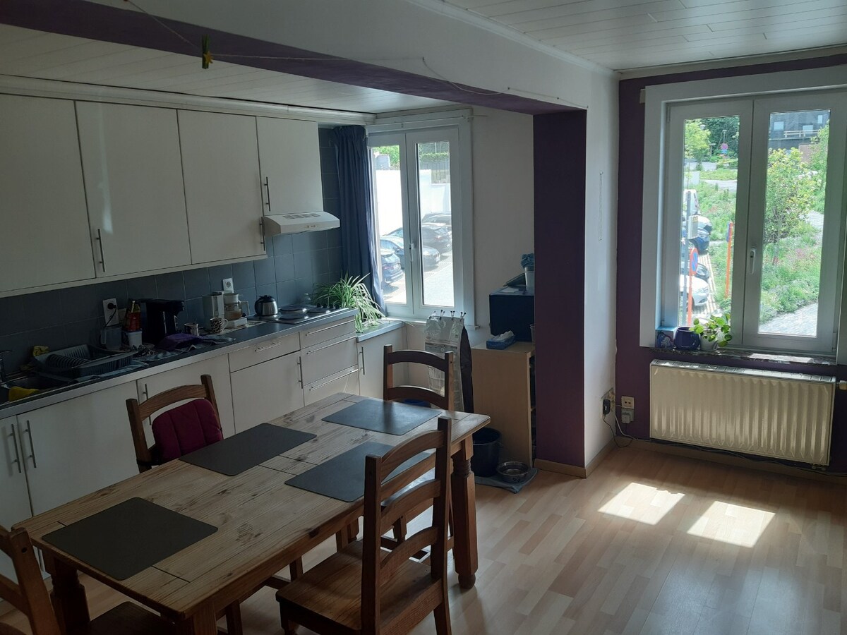 2 slpk-appartement op de markt van Gavere! 