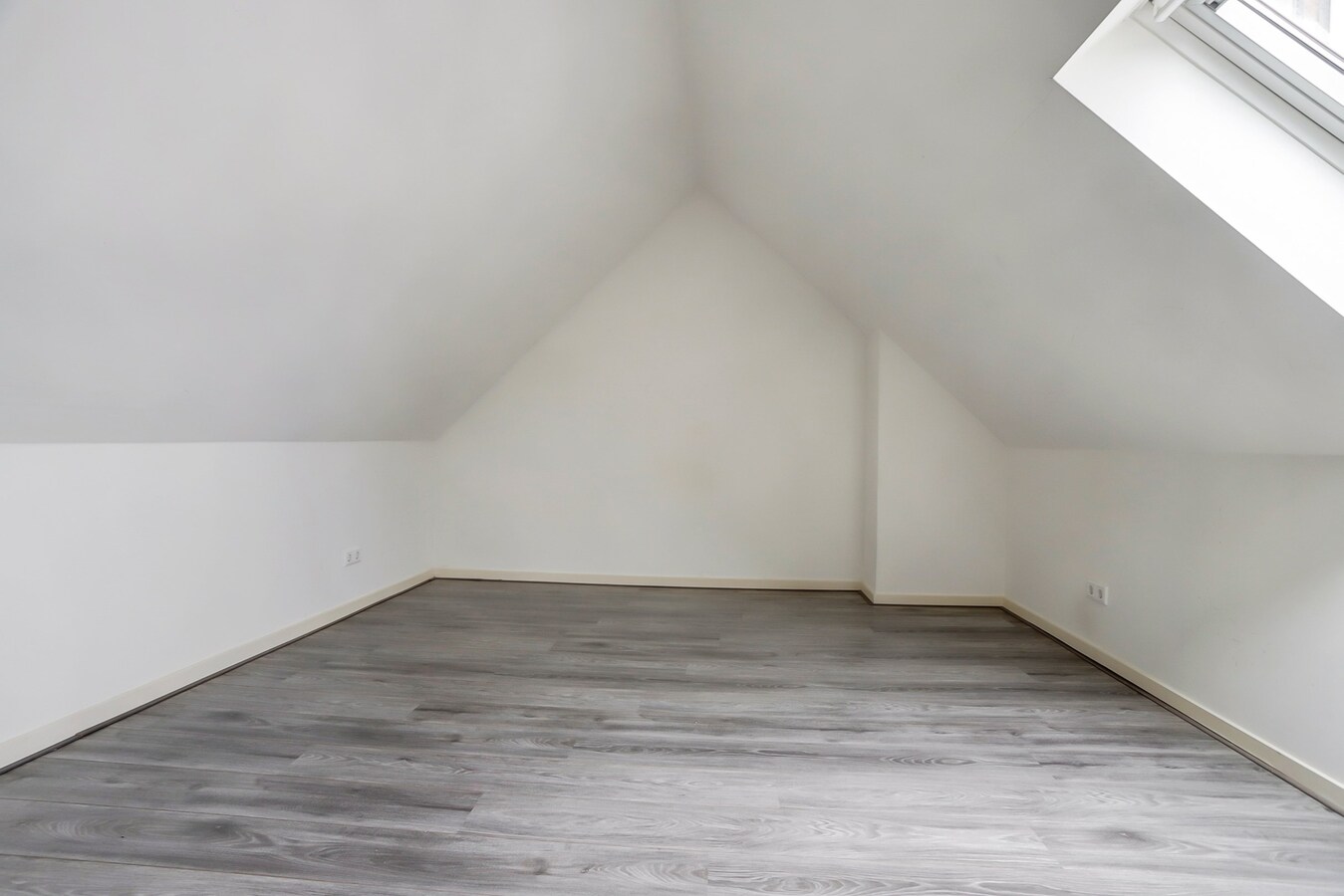 Instapklaar 3-kamer appartement. 