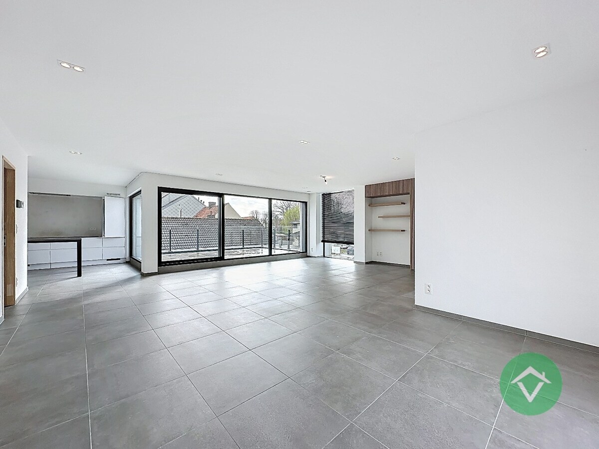 Prachtig dakappartement te Koekelare. 