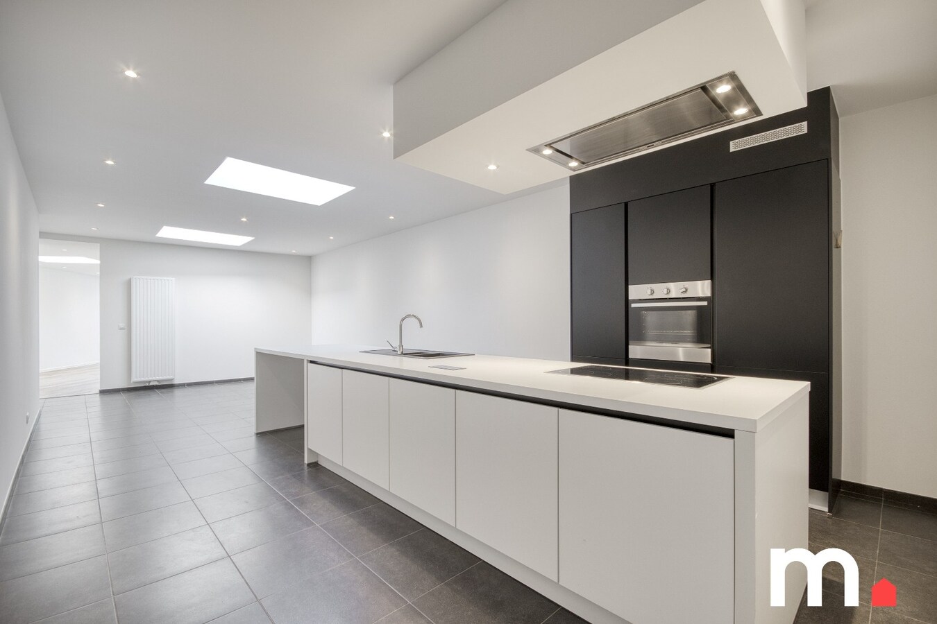 Instapklare woning met uitweg te Kortrijk ! TOPPER ! 