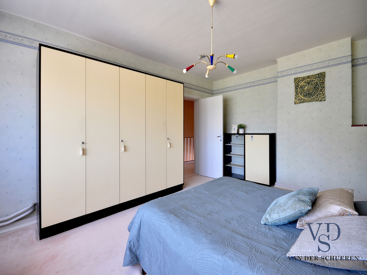 Zeer ruime herenwoning in centrum Gavere ! 