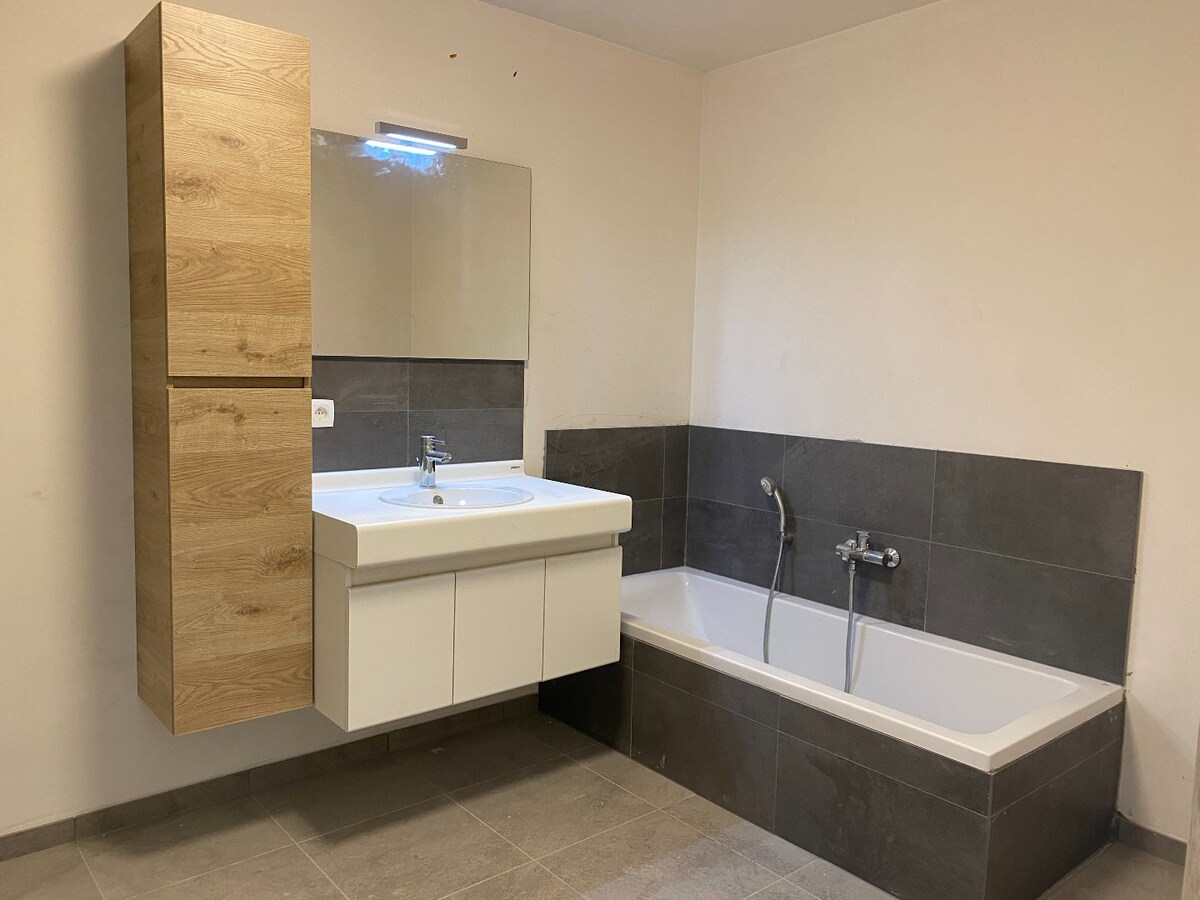 Energiezuinige nieuwbouwwoning met 4 slaapkamers te Brielen 