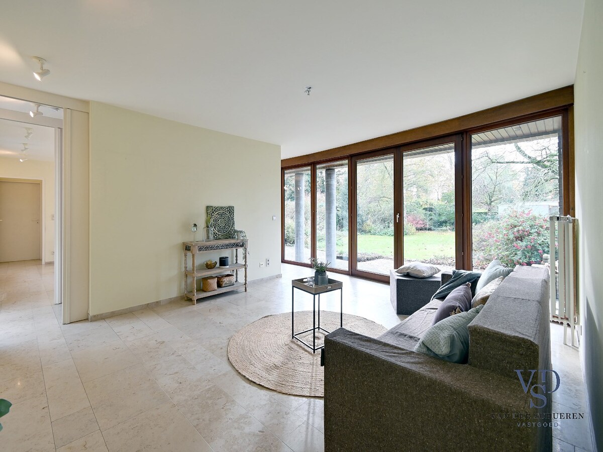 Knappe villa in 't groene Schelderode (EPC van 216 !). 