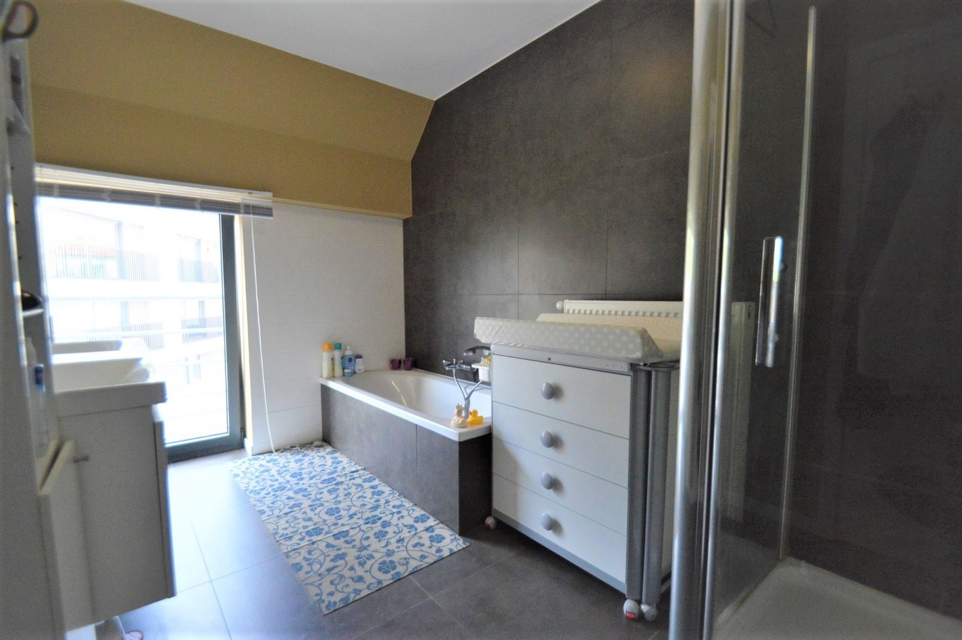 Trendy, recente woning met zongerichte tun - Zeebrugge 