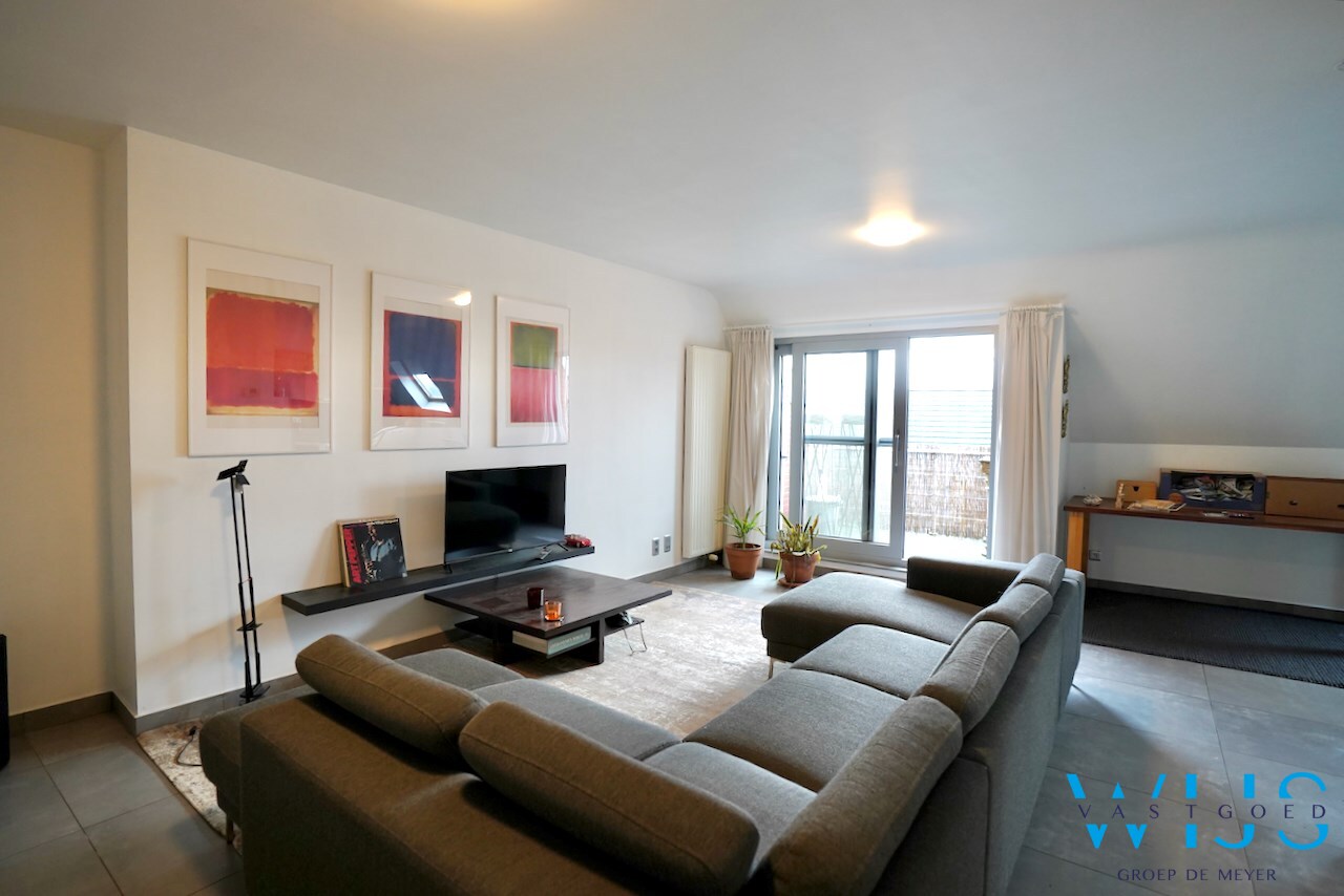 Gezellig tweeslaapkamer appartement met terras te Assenede ! 