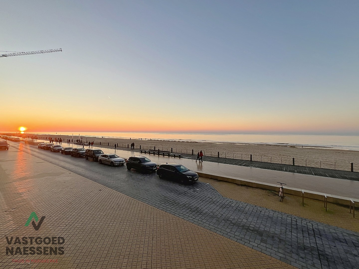 Magnifique appartement rénové de 3 chambres avec vue sur la mer. 