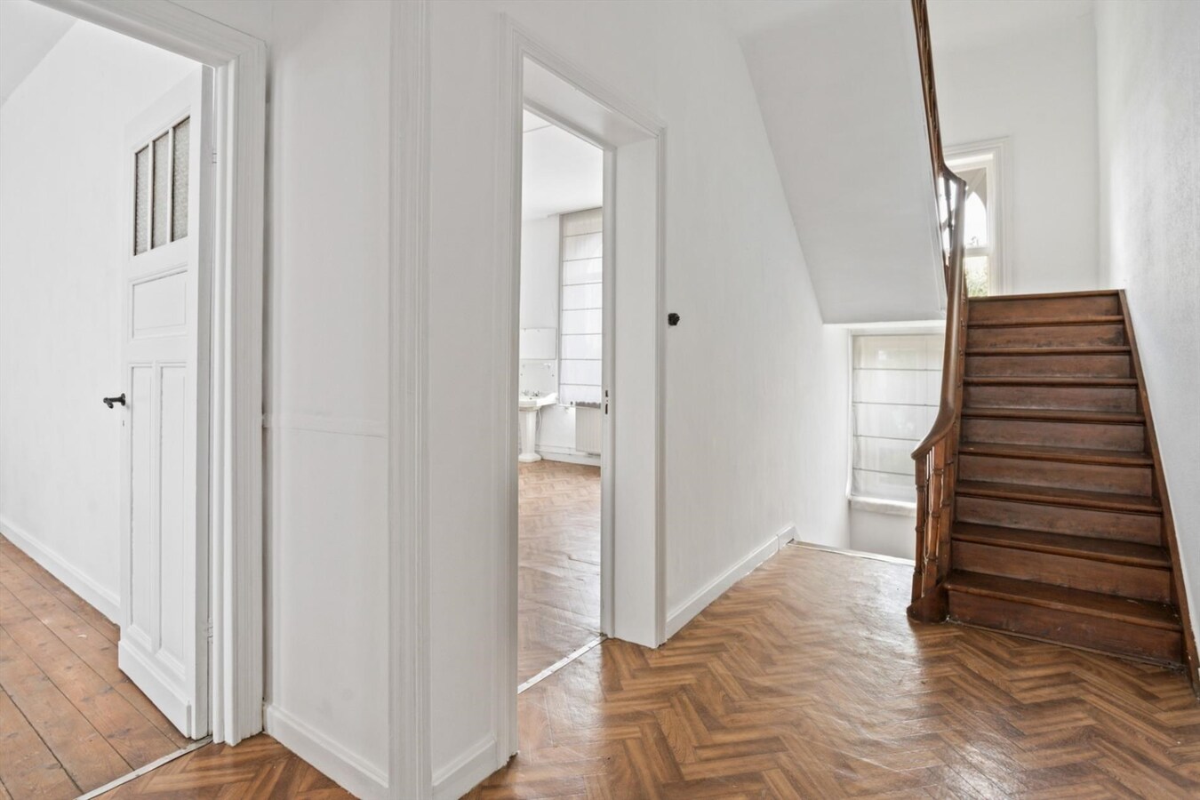 Ruime karakterwoning op groot perceel van 953m² 