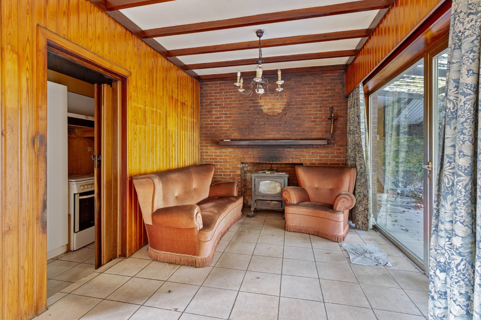 Uniek project: te renoveren woning op een perceel van bijna 1 hectare in Kessel-Lo. 