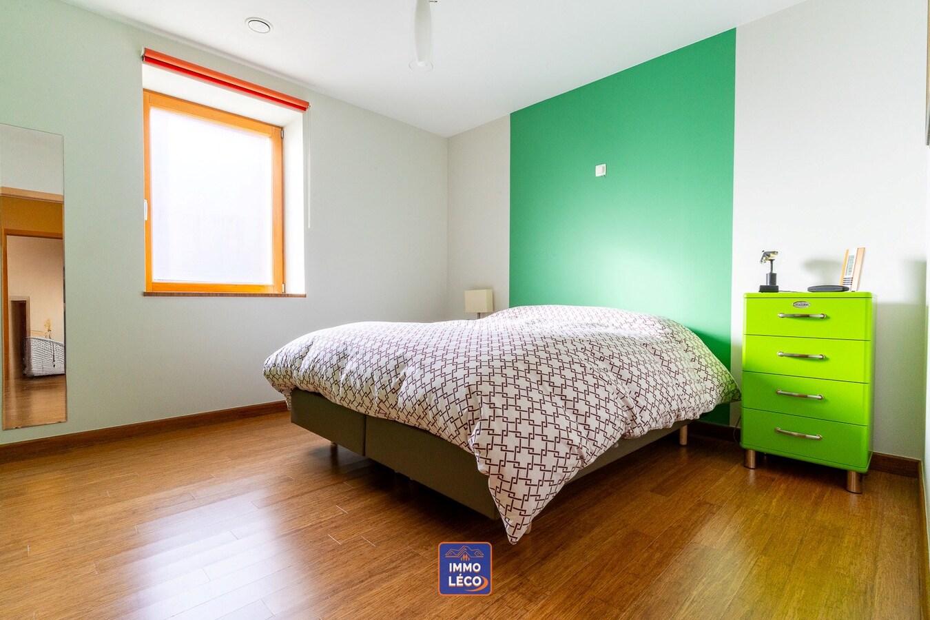 Villa "Semi Plain-Pied" érigée sur 1251m², double garage, parking 7 voitures, COUP DE COEUR ABSOLU ! 