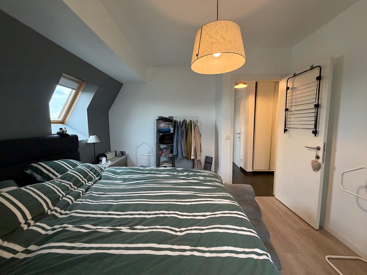 Luxueus dakappartement te Asper. 