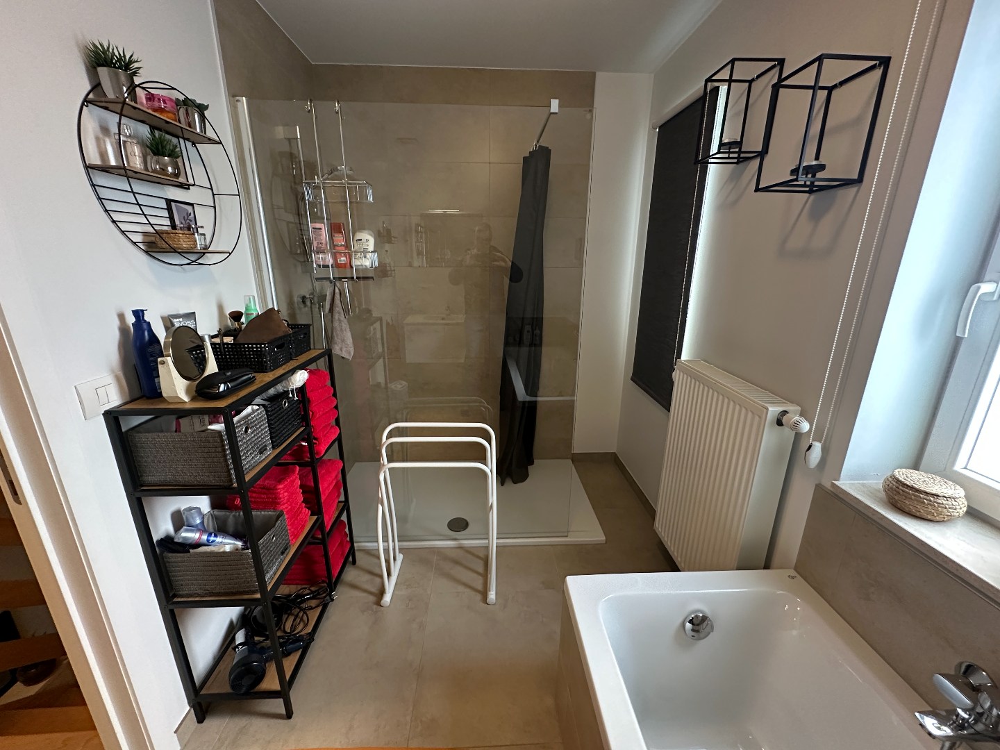 Recente energiezuinige woning met 3/4 slaapkamers, garage en gezellige tuin, Lichtervelde 