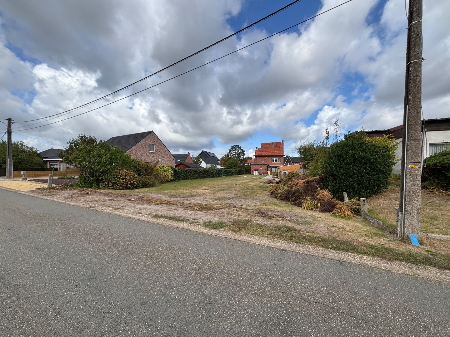 Bouwgrond van 4a 76ca voor open bebouwing in Mol-Sluis 