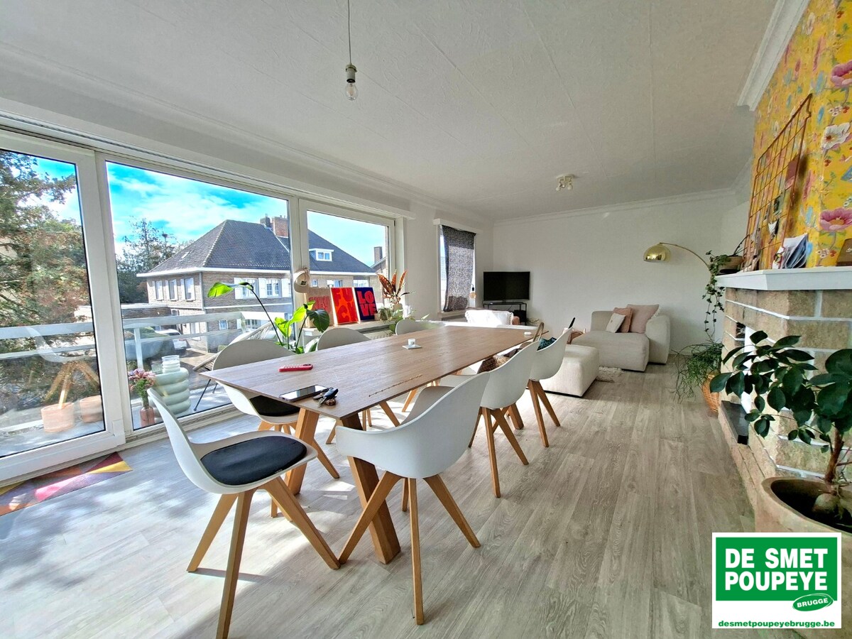 Centraal gelegen hoekappartement 