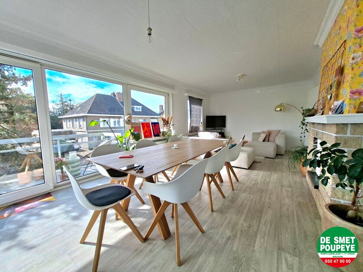 Centraal gelegen hoekappartement 