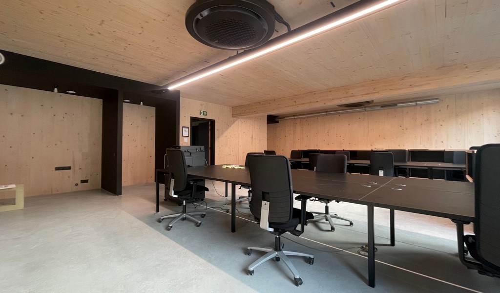 Moderne kantoorruimtes te huur vlakbij station van Berchem