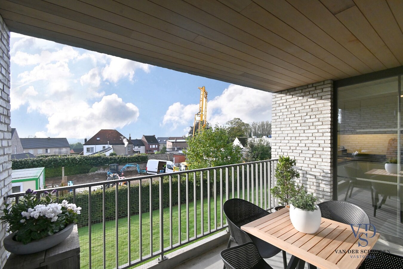 Luxueus, tijdloos wonen in Dikkelvenne. 