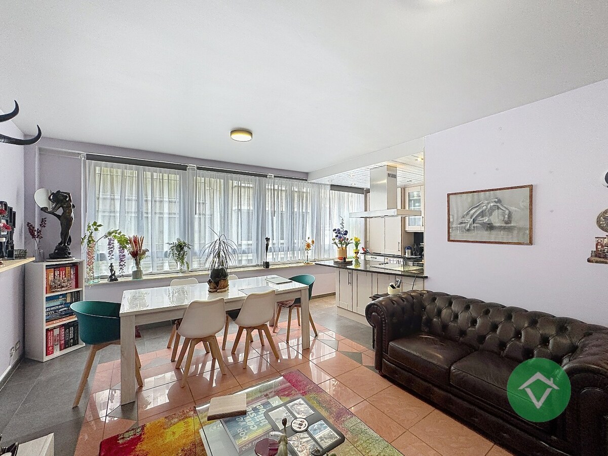 Appartement met 1 slaapkamer en ruim terras in het centrum van Oostende 