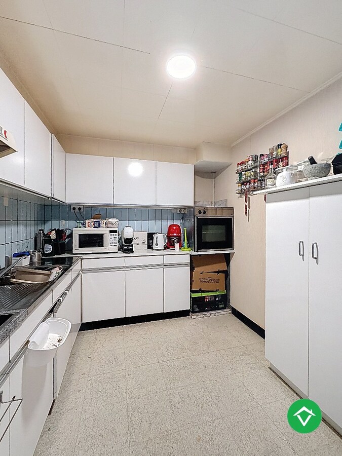 Ruime woning met 4 slaapkamers en terras te Ichtegem 