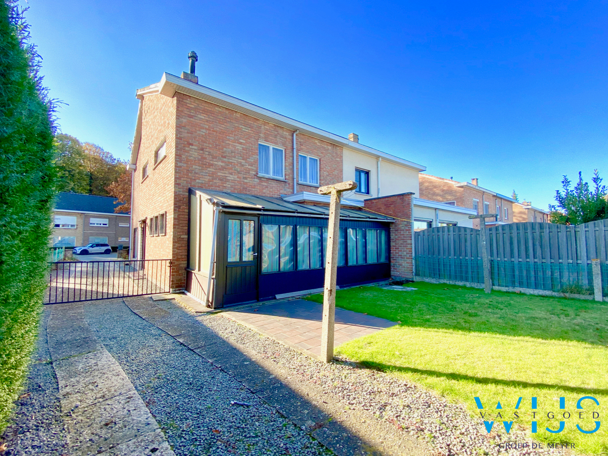 Woonhuis op absolute TOPlocatie in Evergem ! 