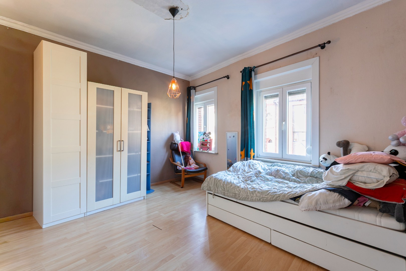 Op te frissen woning met 3 slpk te Halle 