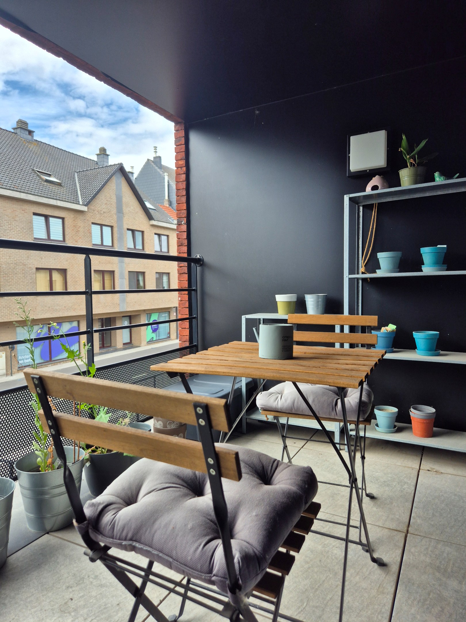 Appartement  met 2 slaapkamers, terras en parkeerplaats 