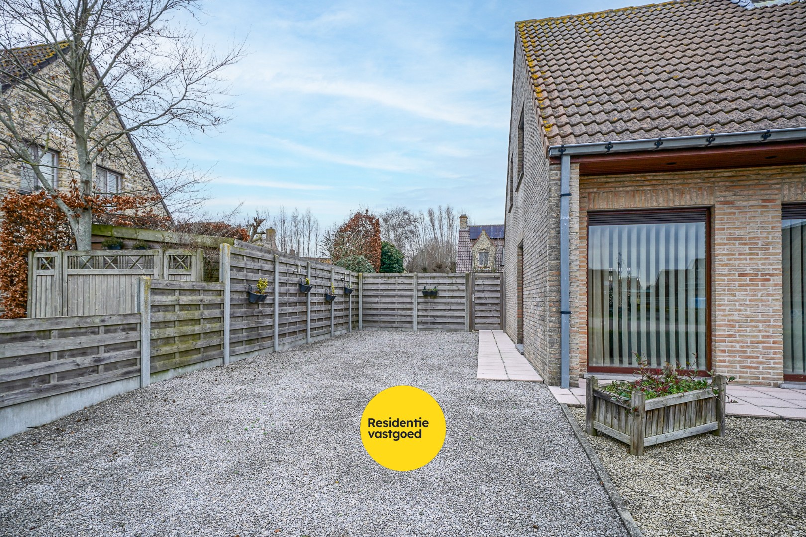 Vrijstaande ruime woning in rustige residentiële wijk in Oudenburg 