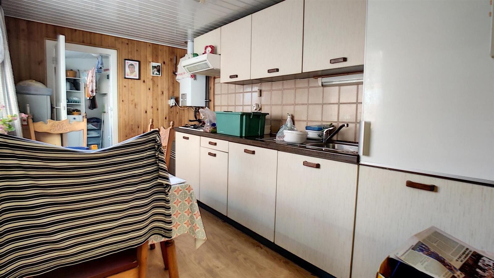 Op te frissen woning in aangename buurt - Zwankendamme 