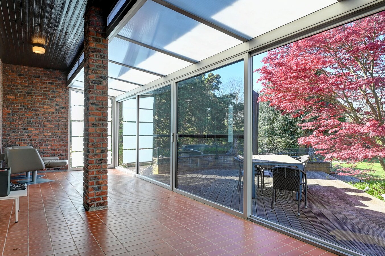 Goed onderhouden gelijkvloerse woning 
