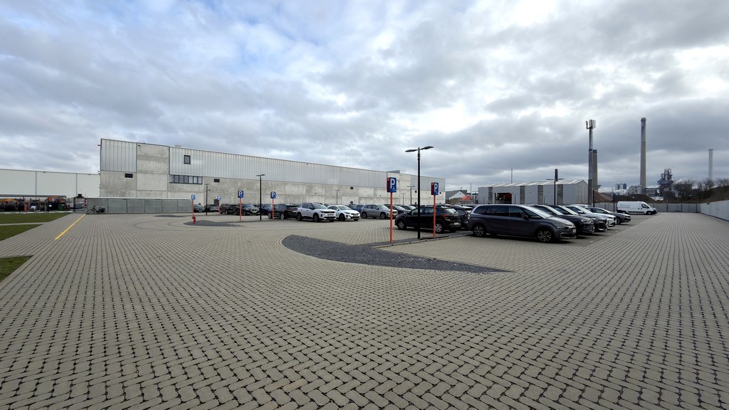 Duurzame kantoren te huur in industriezone te Hoboken