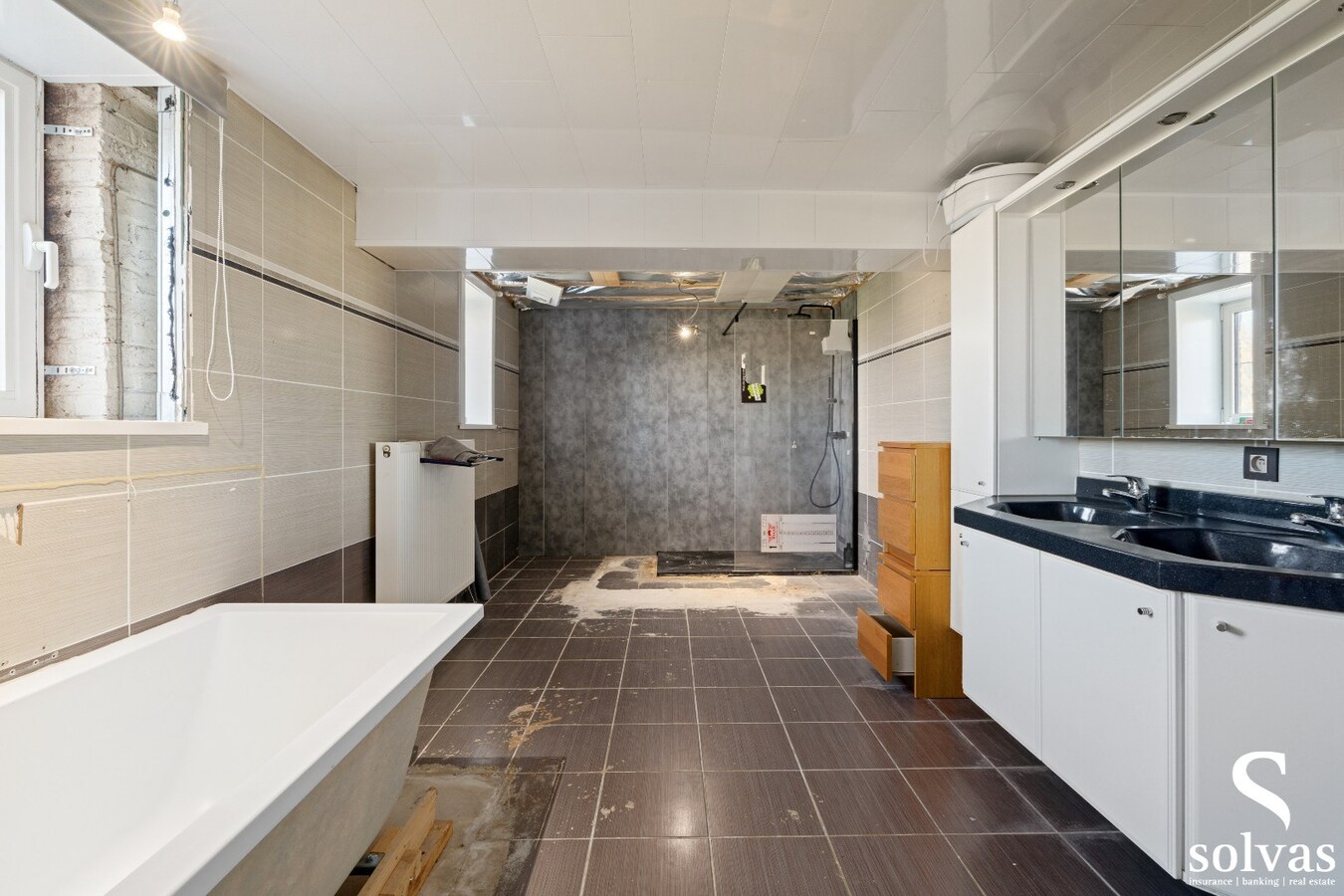 Horecazaak met woongedeelte in het hartje van Viane 