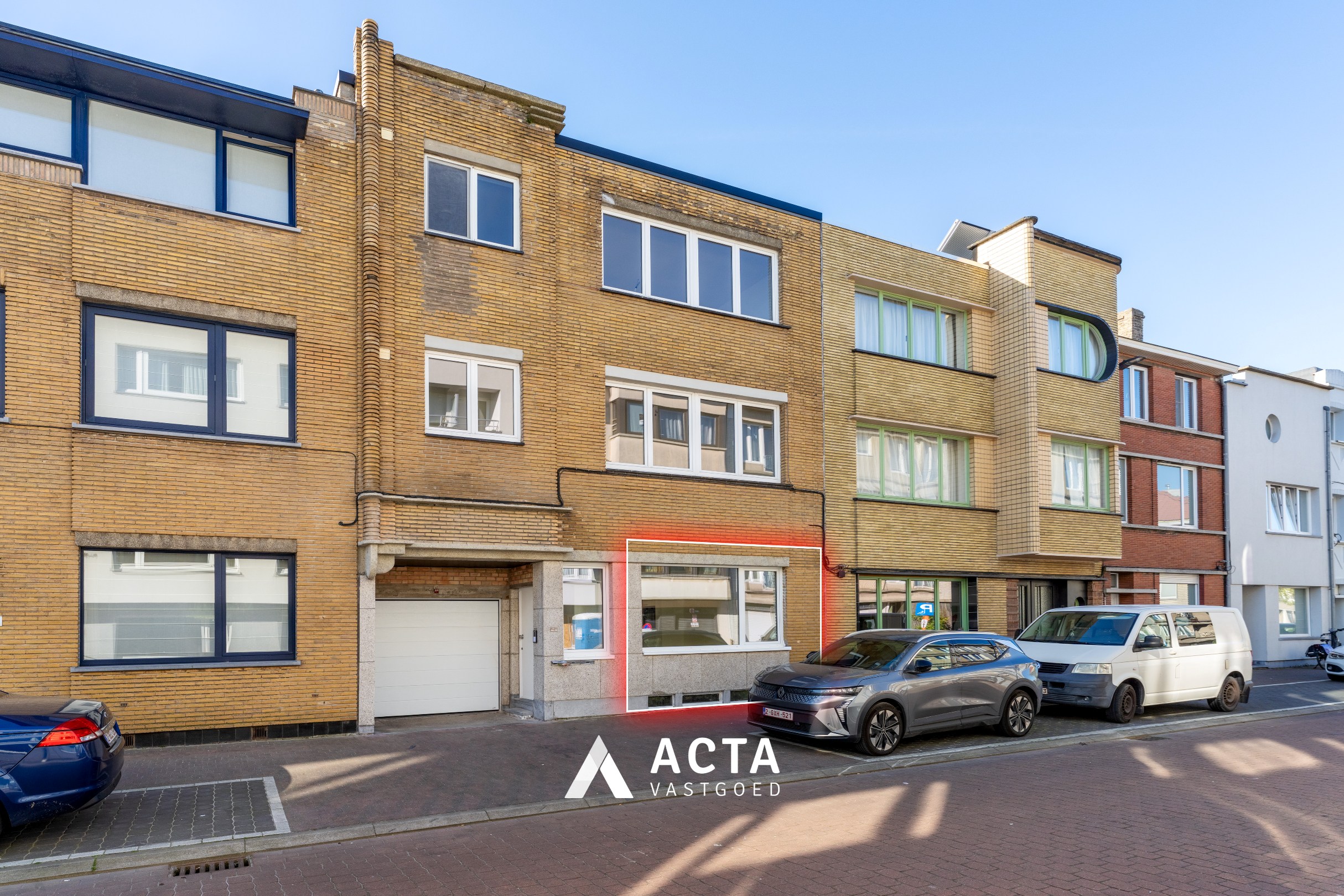 Recent gerenoveerd gelijkvloers appartement nabij centrum 