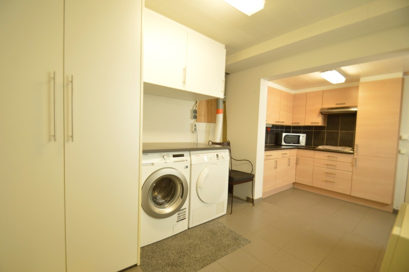 Knappe gezinswoning met dubbele garage - Heist 