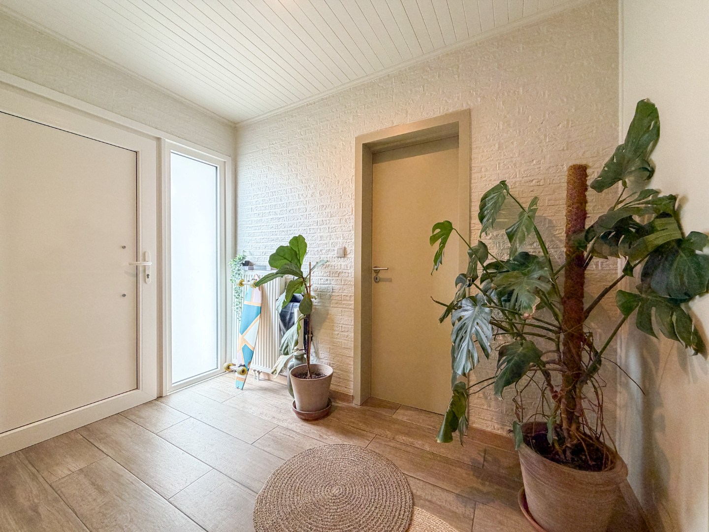 Toffe instapklare woning, 3 slpk, garage, tuin, gunstige gelegen in Gistel 