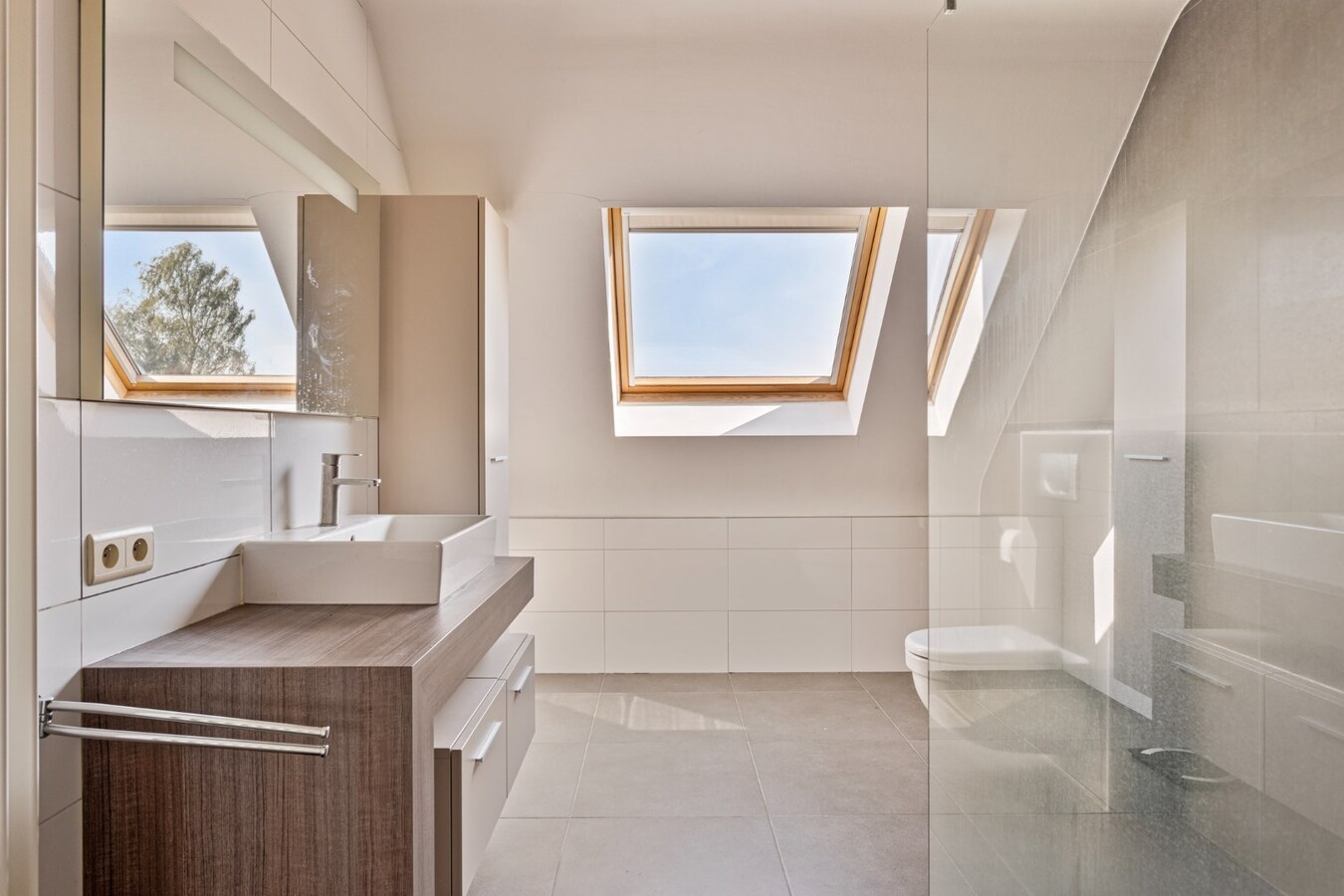 Ruim Triplex Appartement in Bierbeek (Korbeek-Lo) 