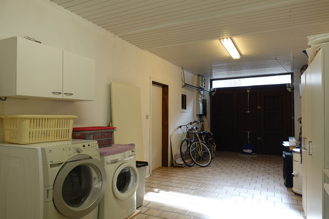 Ruime woning met handelsruimte in centrum 