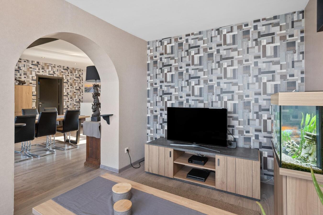 Recent gerenoveerde woning op 668m² 