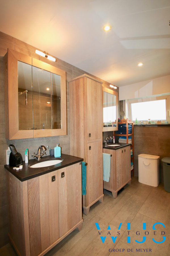 Zeer ruime HOB op een perceel van 934m2 te Evergem ! 