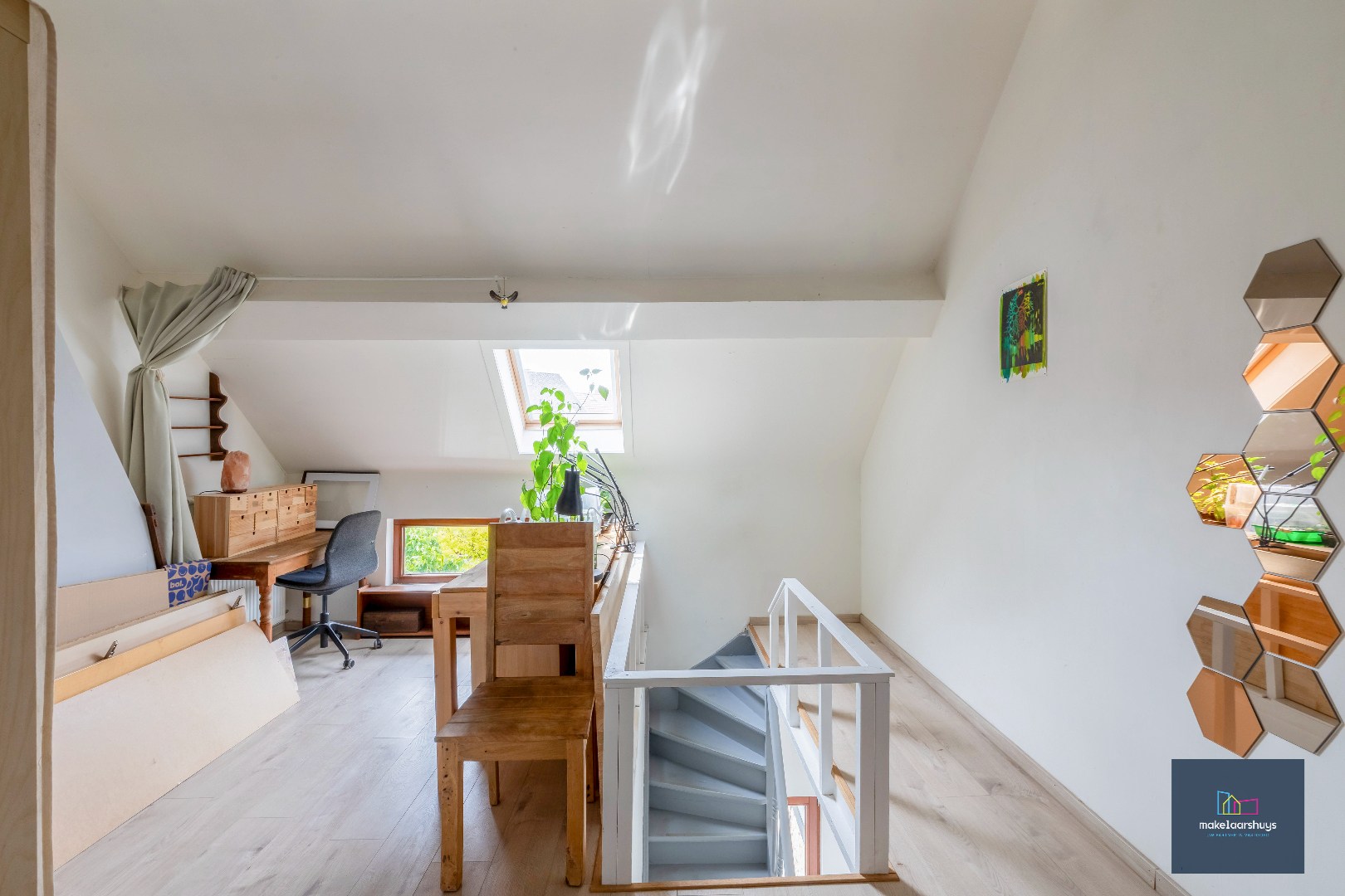 Instapklare woning met zuidgerichte tuin nabij centrum Gent 