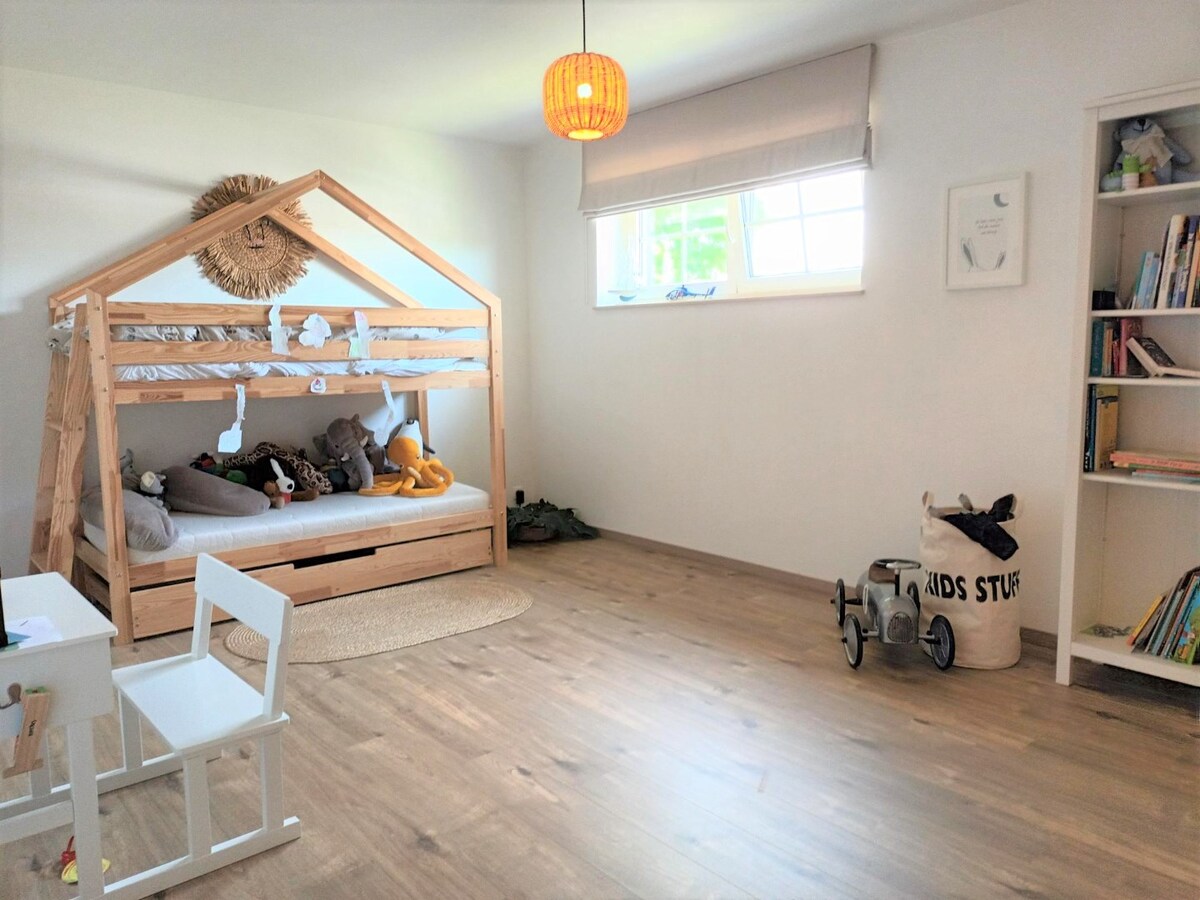 Prachtige woning met energielabel A, zeer rustig gelegen te Bolderberg. 