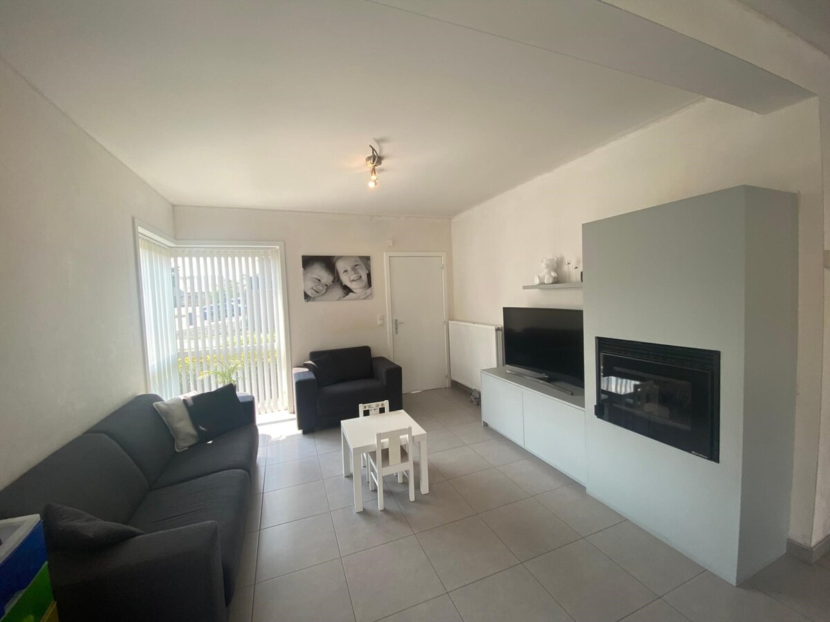 Uitstekend gelegen, verzorgde woning in een doodlopende straat 