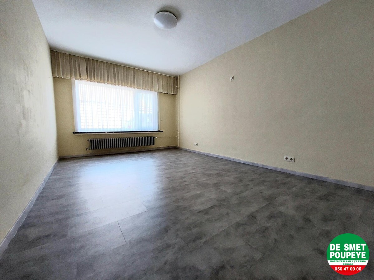 Ruime alleenstaande villa 