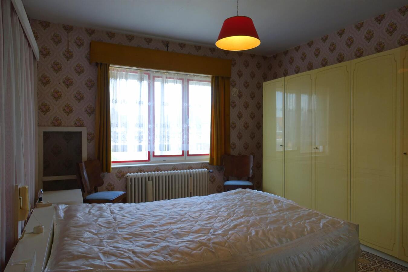 Ruime te renoveren woning 