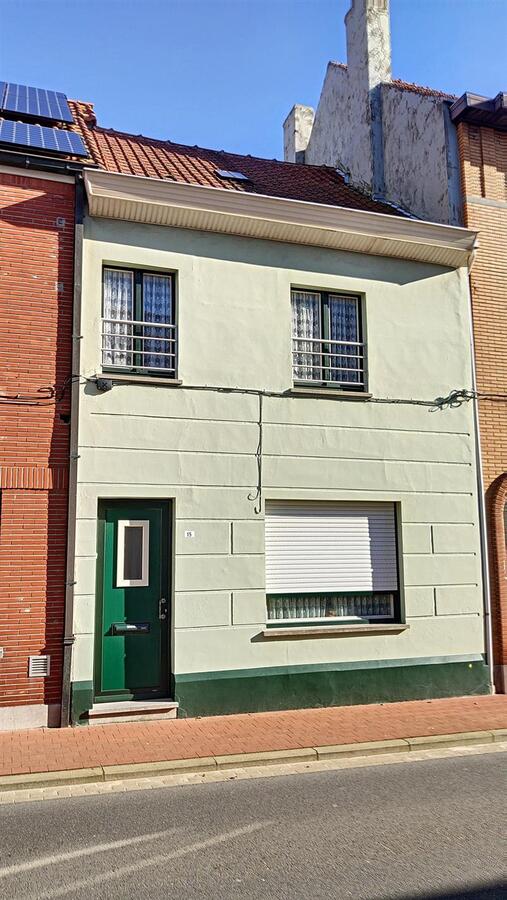 Te renoveren woning met garage - Heist 