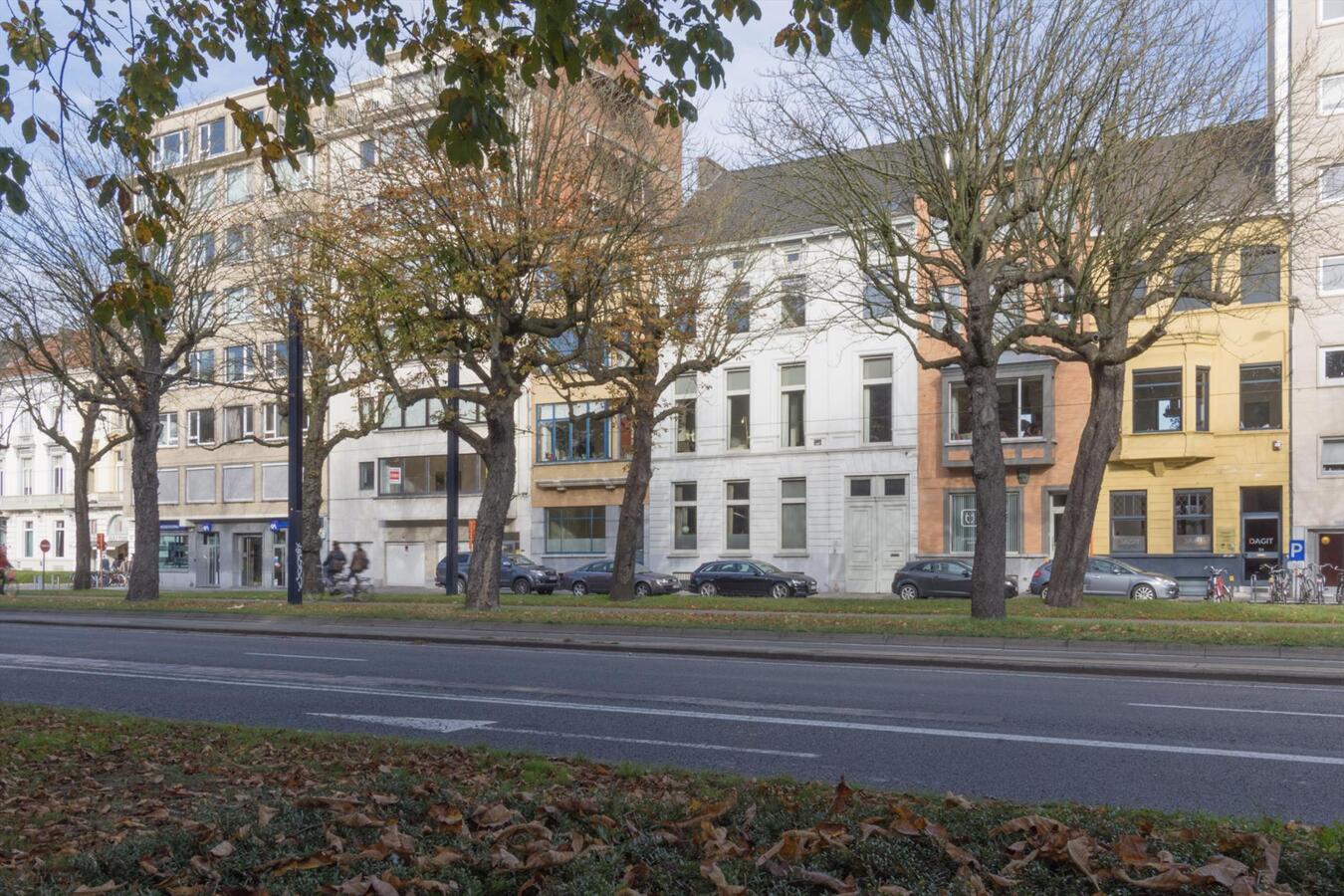 Exclusief herenhuis met stadstuin op toplocatie te Gent 